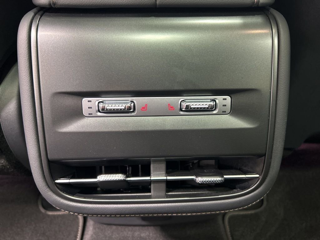 Certified 2025 Lincoln Nautilus Reserve w/ Jet Appearance Package image 31