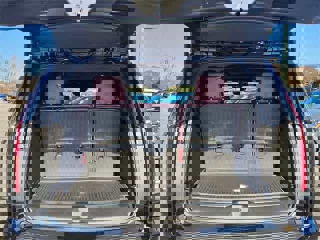 Used 2026 Cadillac Escalade Luxury w/ Touring Package image 36