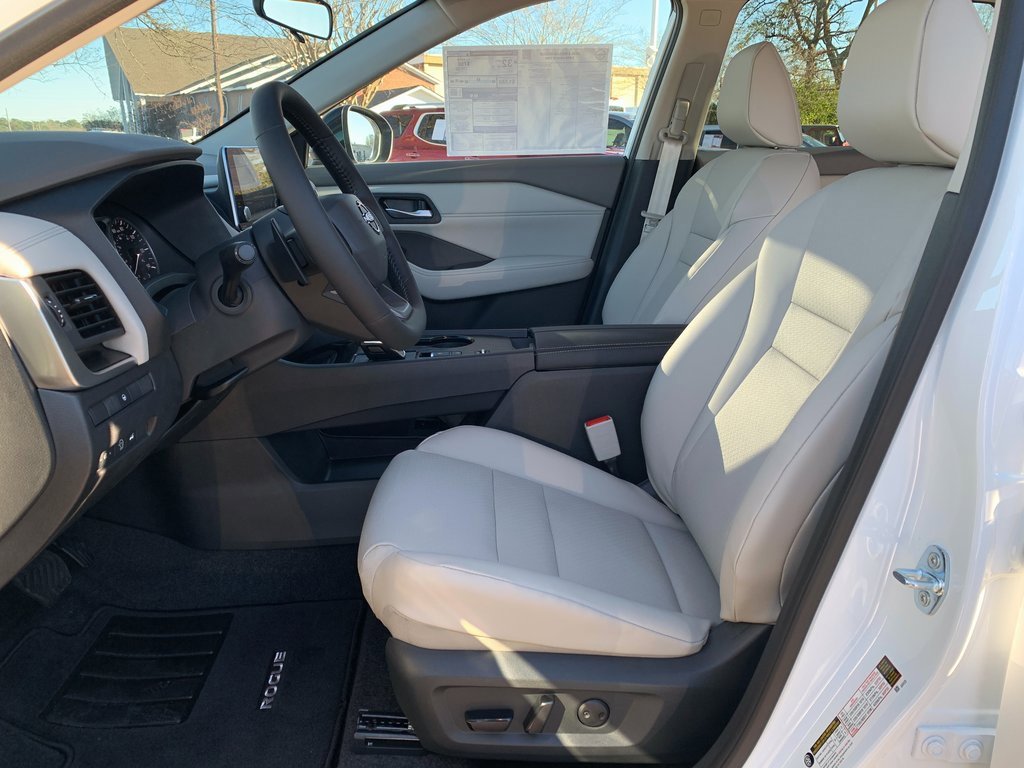 New 2026 Nissan Rogue SV image 17