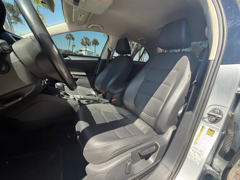 Used 2013 Volkswagen Jetta SE FWD image 8