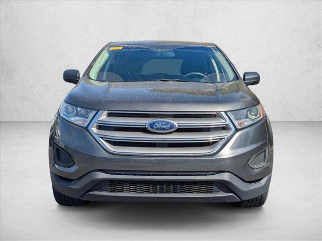 Used 2018 Ford Edge SE image 3