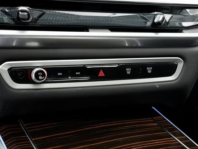 Used 2026 BMW X7 xDrive40i image 18