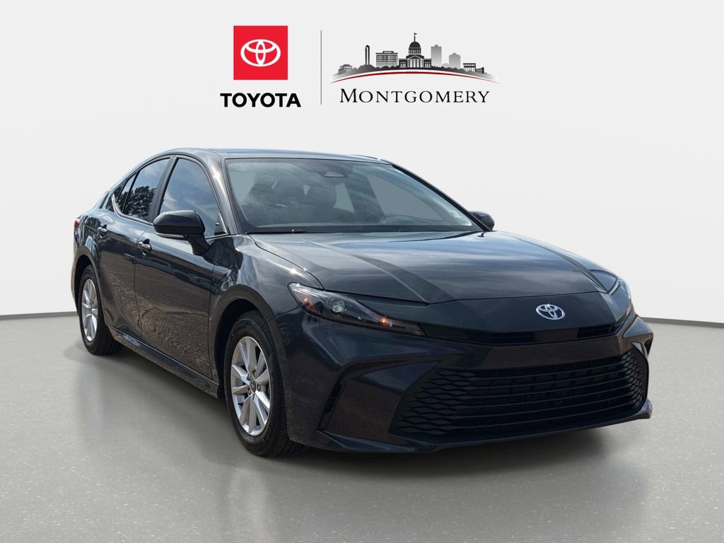 Used 2025 Toyota Camry LE w/ Convenience Package image 1