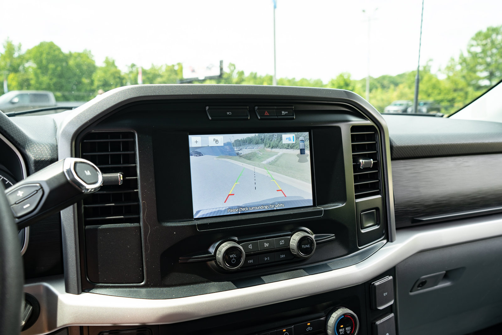 Used 2023 Ford F150 XLT AWD/4WD image 24
