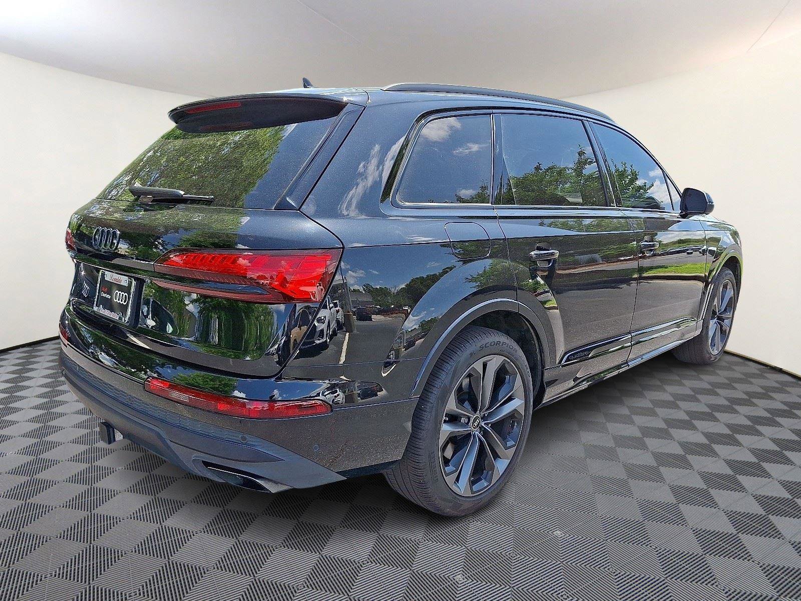 Used 2025 Audi Q7 3.0T Premium Plus image 6