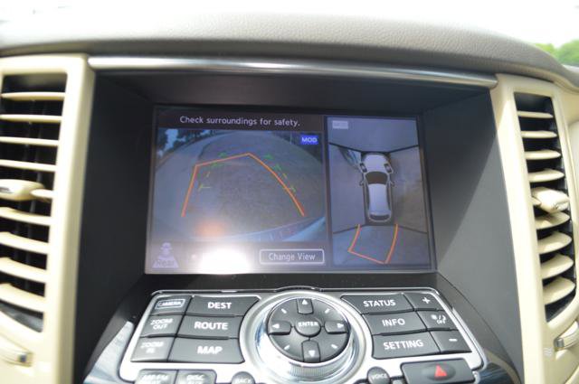 Used 2015 INFINITI QX70 2WD w/ Premium Package image 19
