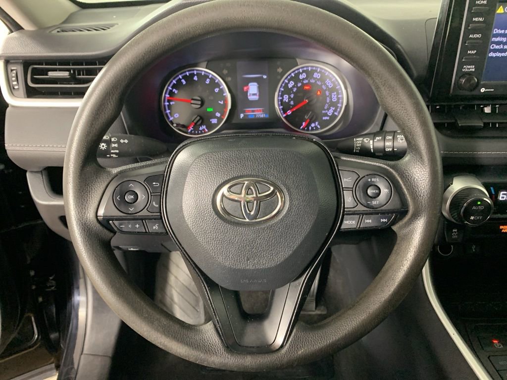 Used 2022 Toyota RAV4 XLE image 19