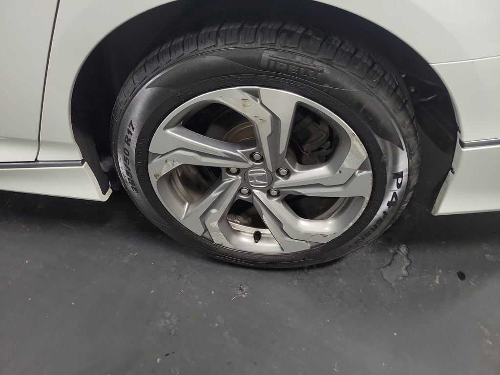 Used 2019 Honda Accord EX image 11