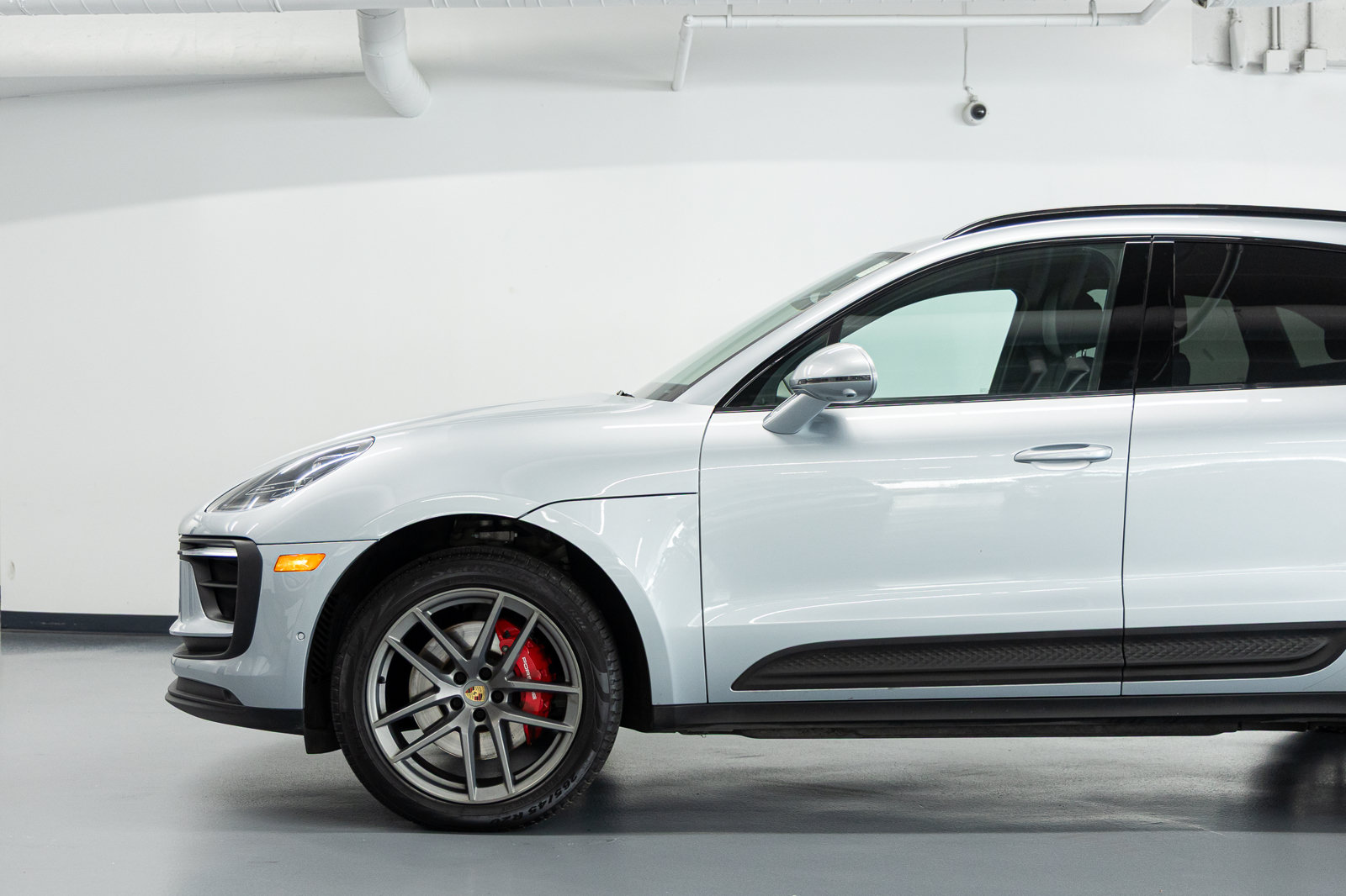 Used 2022 Porsche Macan S w/ Premium Package Plus AWD/4WD image 13