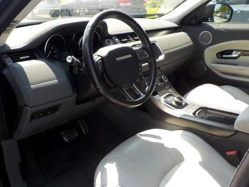 Used 2018 Land Rover Range Rover Evoque HSE image 9