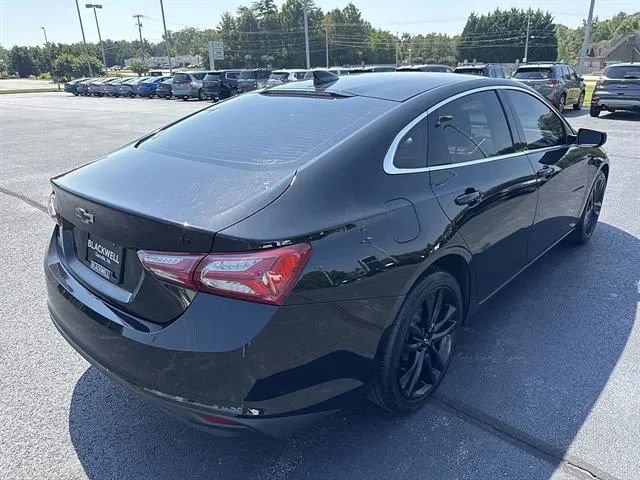 Used 2023 Chevrolet Malibu LT w/ Midnight Edition FWD image 7