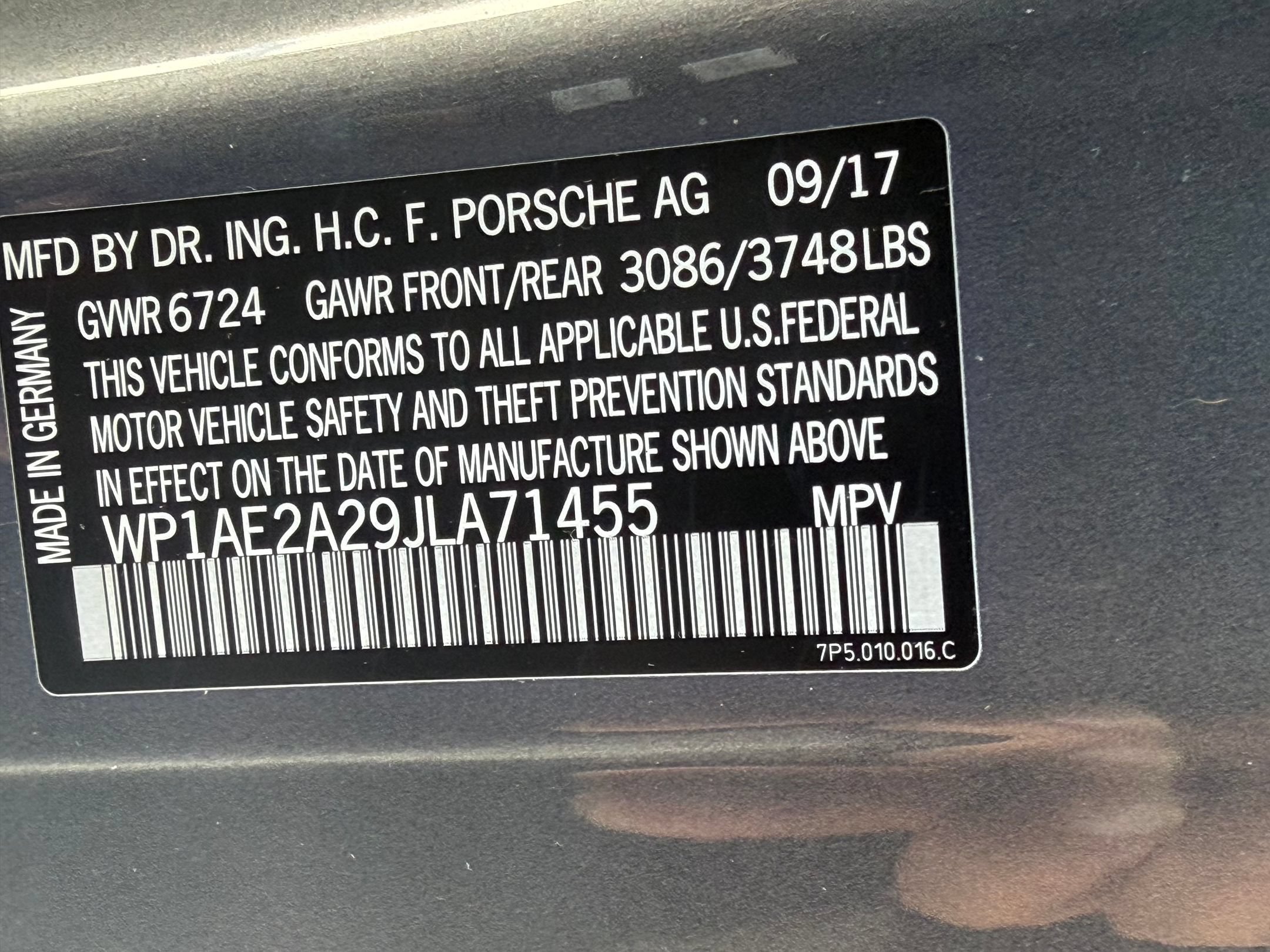 Certified 2018 Porsche Cayenne S Platinum AWD/4WD image 18