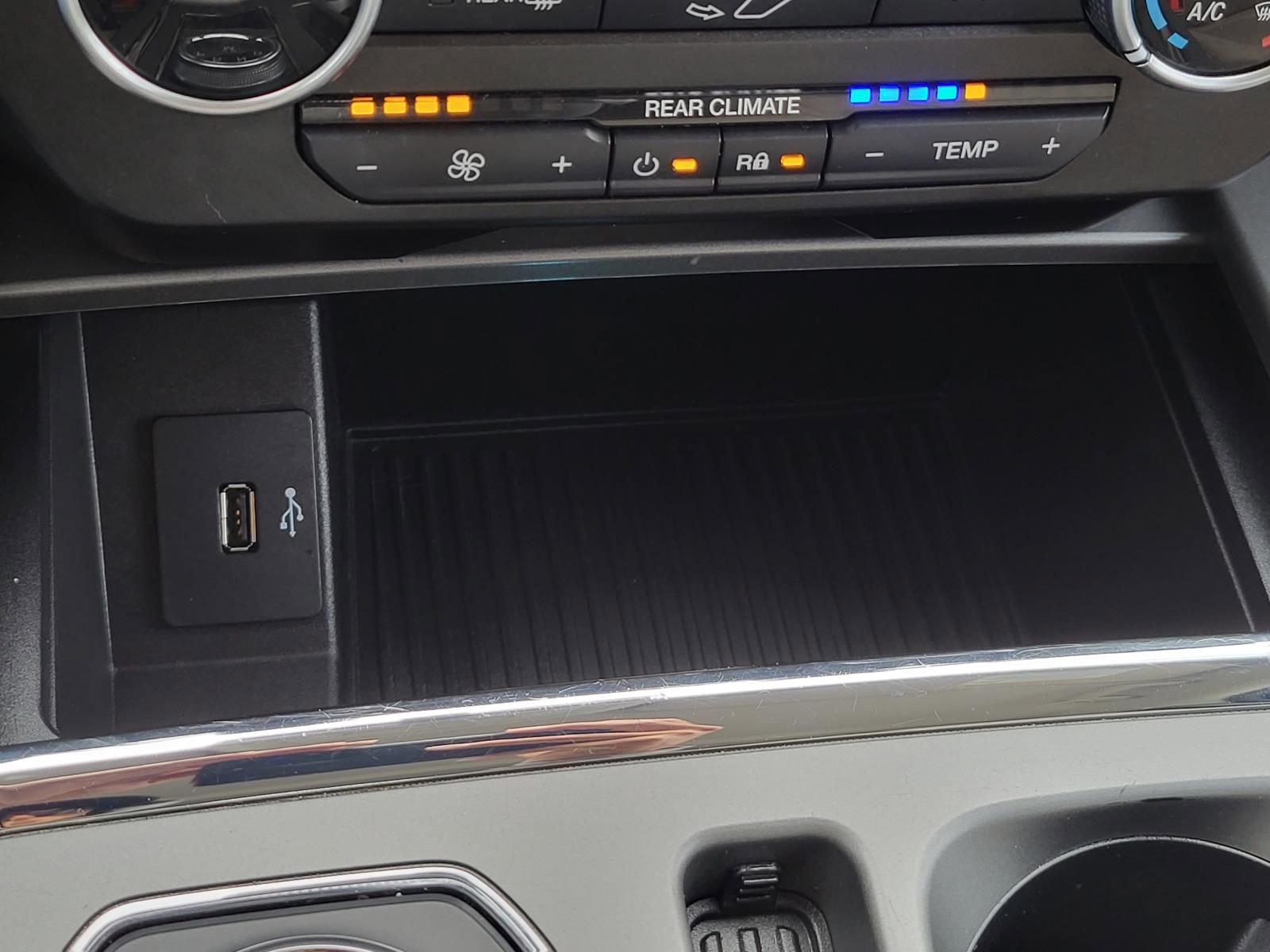 Used 2018 Ford Expedition XLT w/ Equipment Group 201A image 23