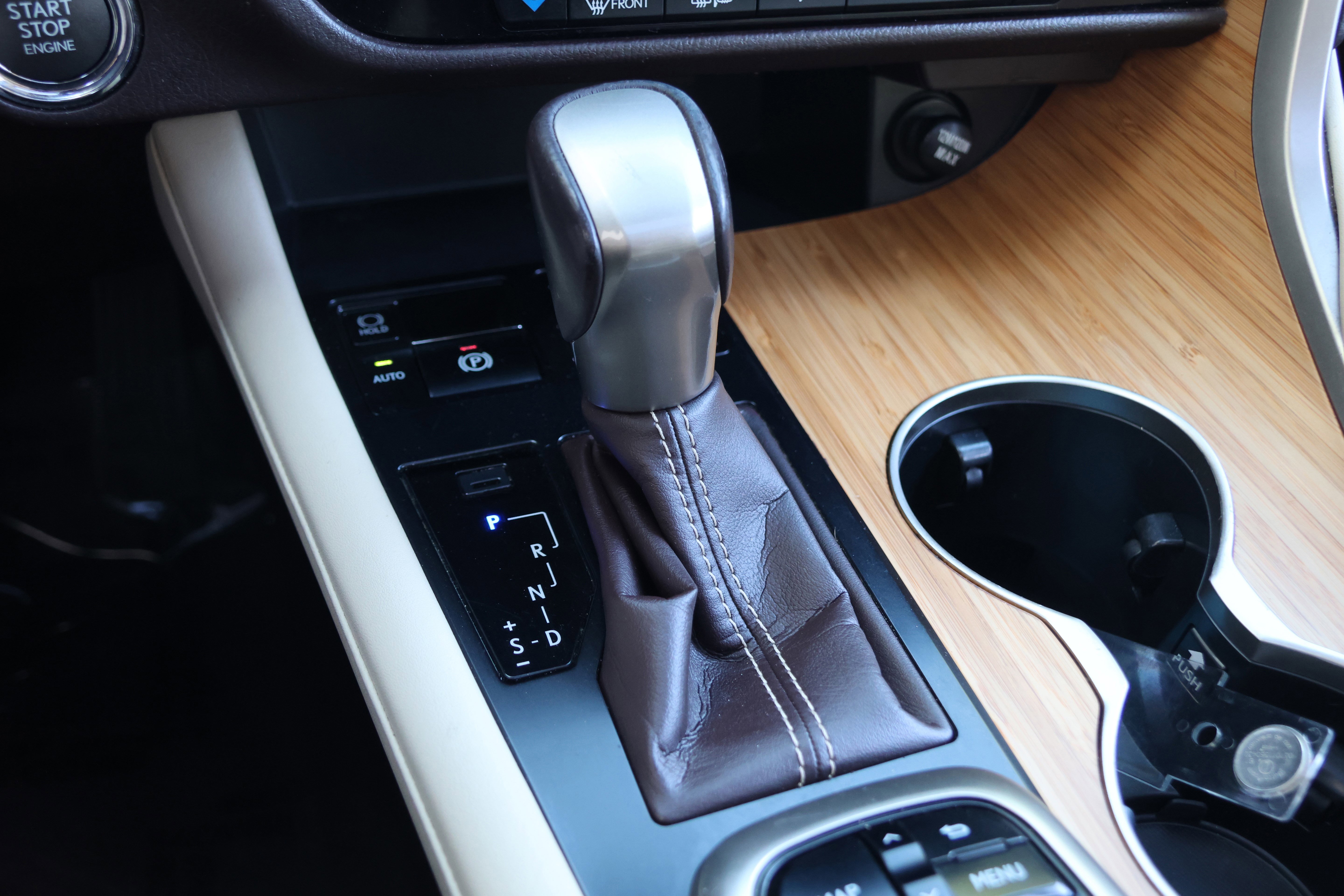 Used 2018 Lexus RX 350L FWD image 28