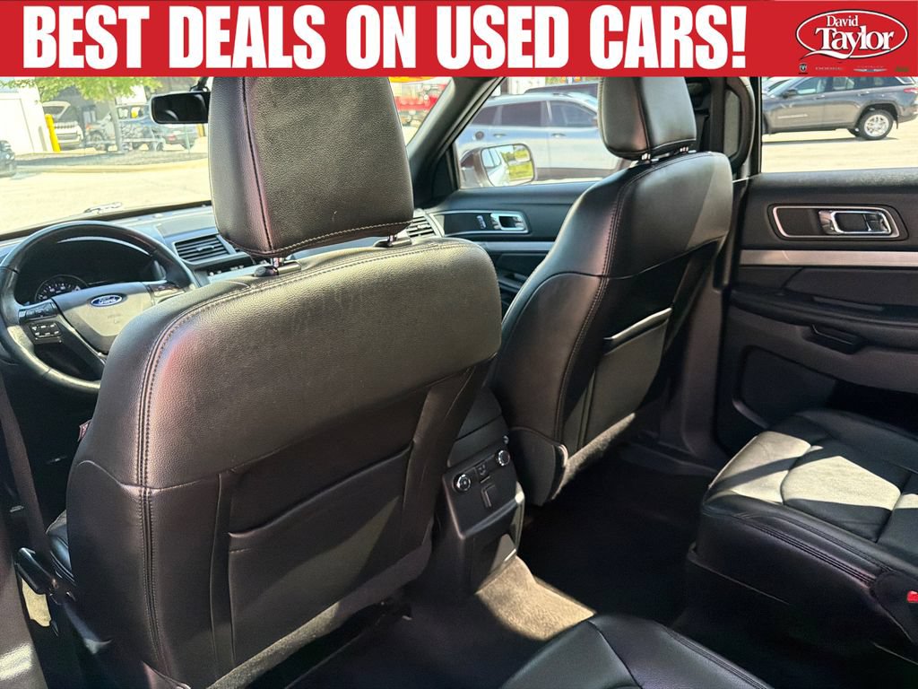 Used 2018 Ford Explorer XLT w/ Equipment Group 202A FWD image 23