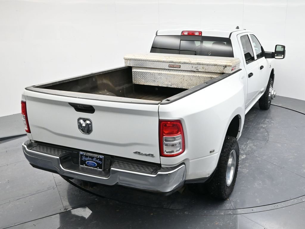 Used 2024 RAM 3500 Tradesman w/ Chrome Appearance Group image 42