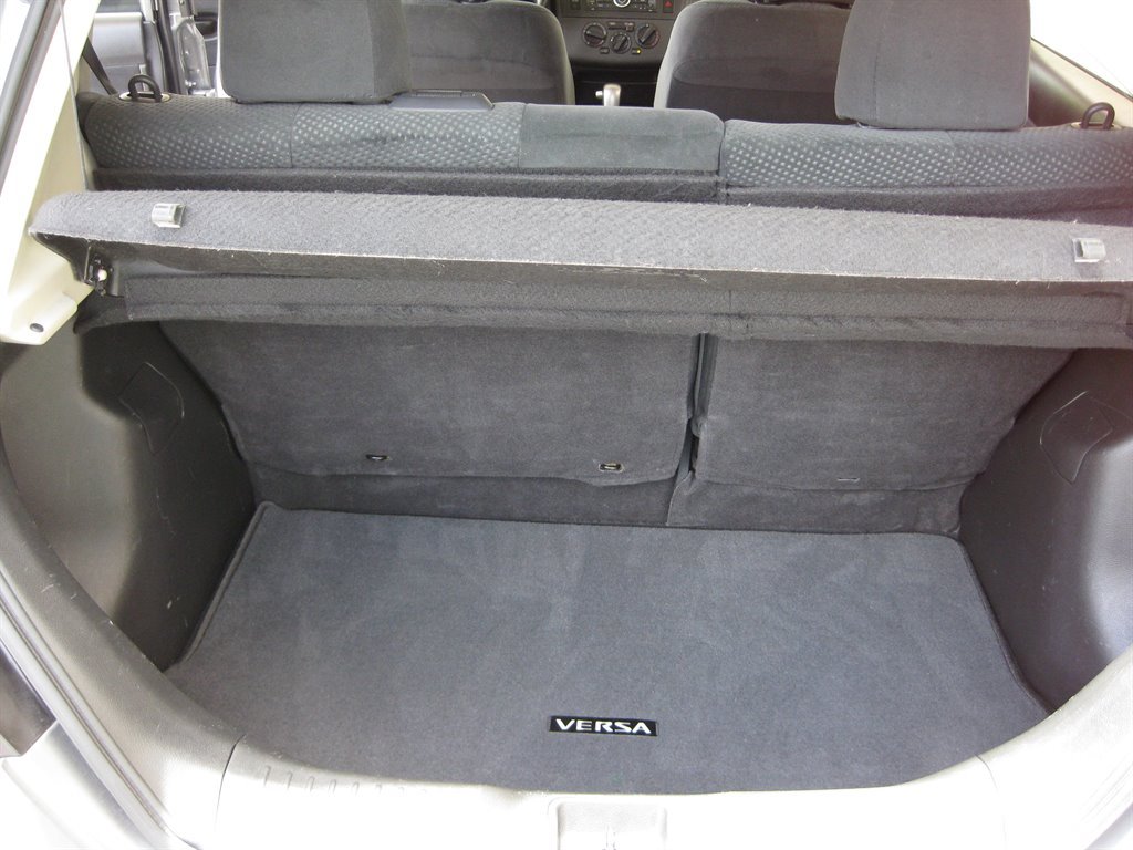 Used 2012 Nissan Versa 1.8 S w/ Special Edition Pkg FWD image 28