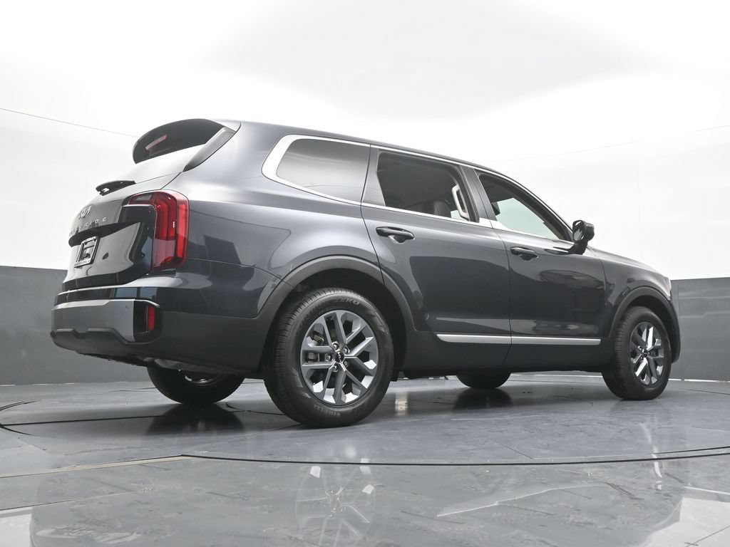 Used 2025 Kia Telluride LX FWD image 59