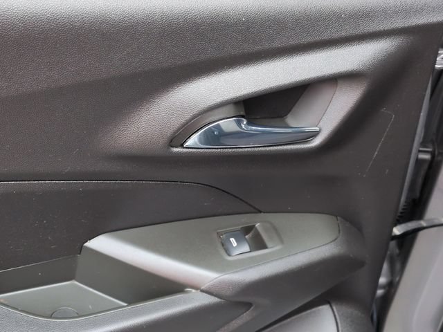 Used 2024 Chevrolet Trax LS FWD image 25