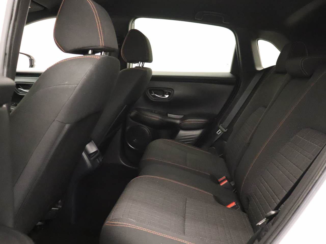 Used 2024 Honda HR-V Sport image 16