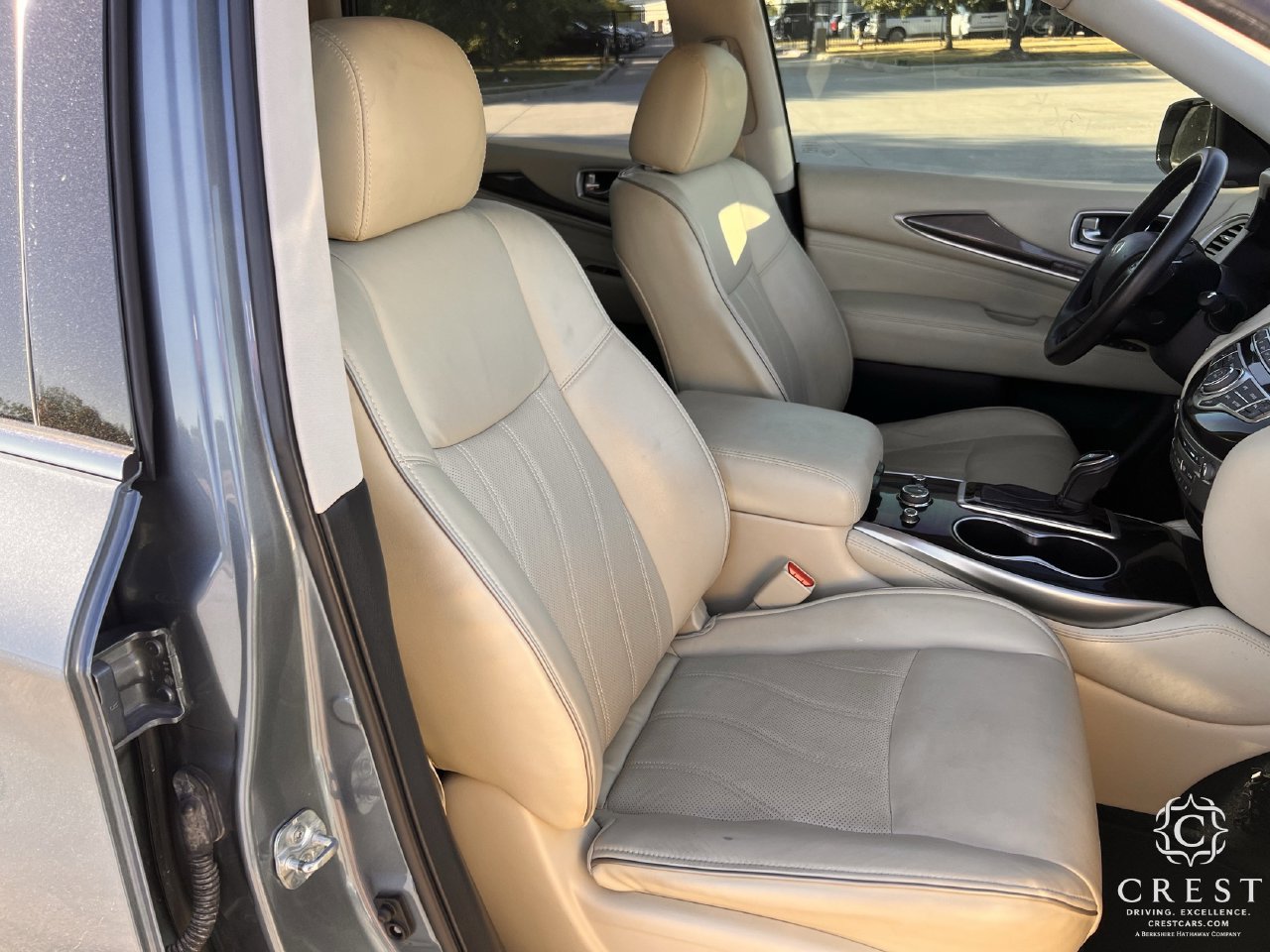 Used 2019 INFINITI QX60 Luxe w/ Essential Package FWD image 26