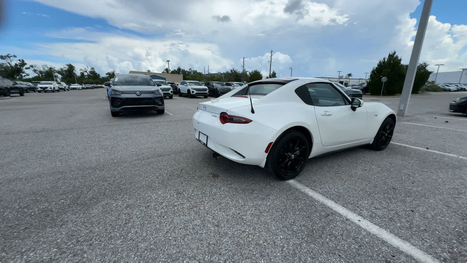 Used 2022 MAZDA MX-5 Miata RF Grand Touring RWD image 8