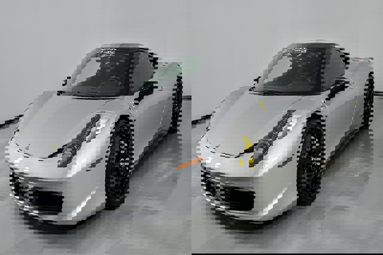 Used 2010 Ferrari 458 Italia image 6