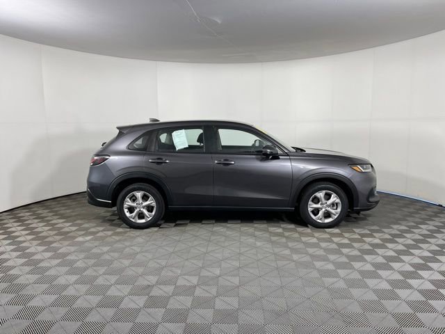 Used 2023 Honda HR-V LX image 7