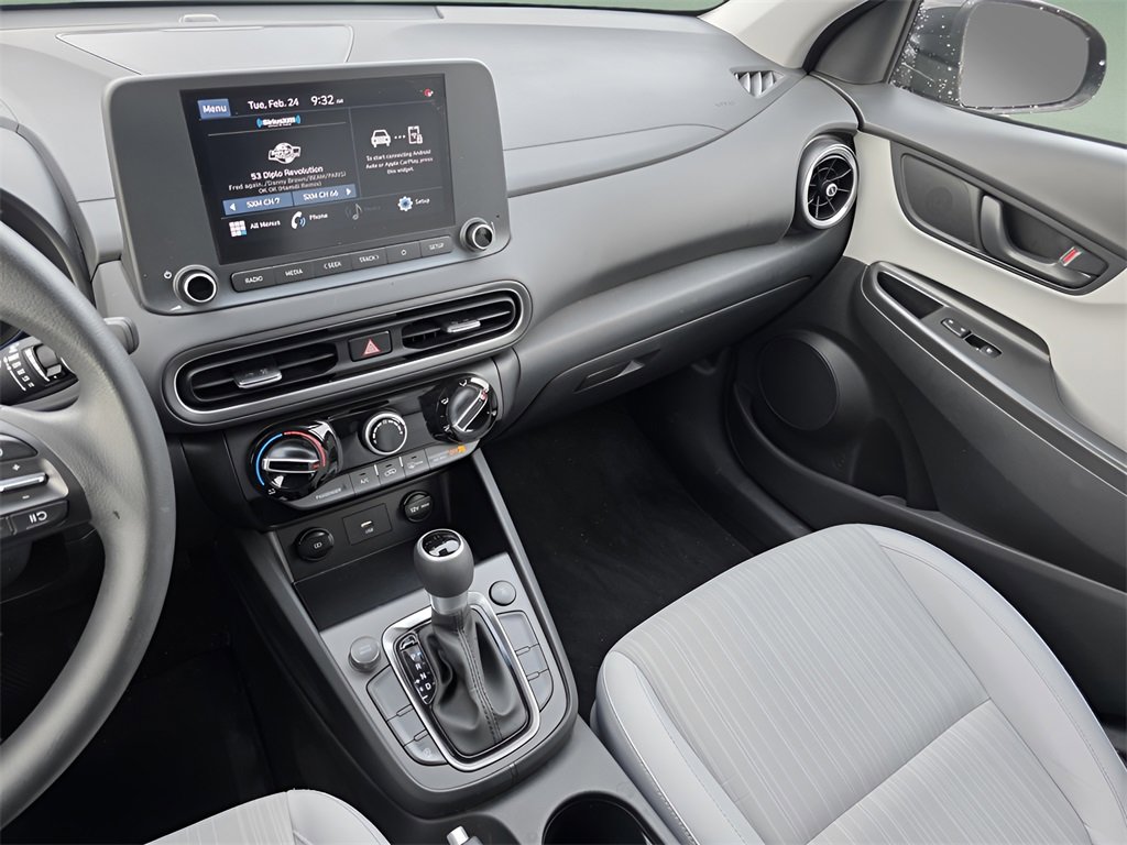 Used 2023 Hyundai Kona SEL image 29