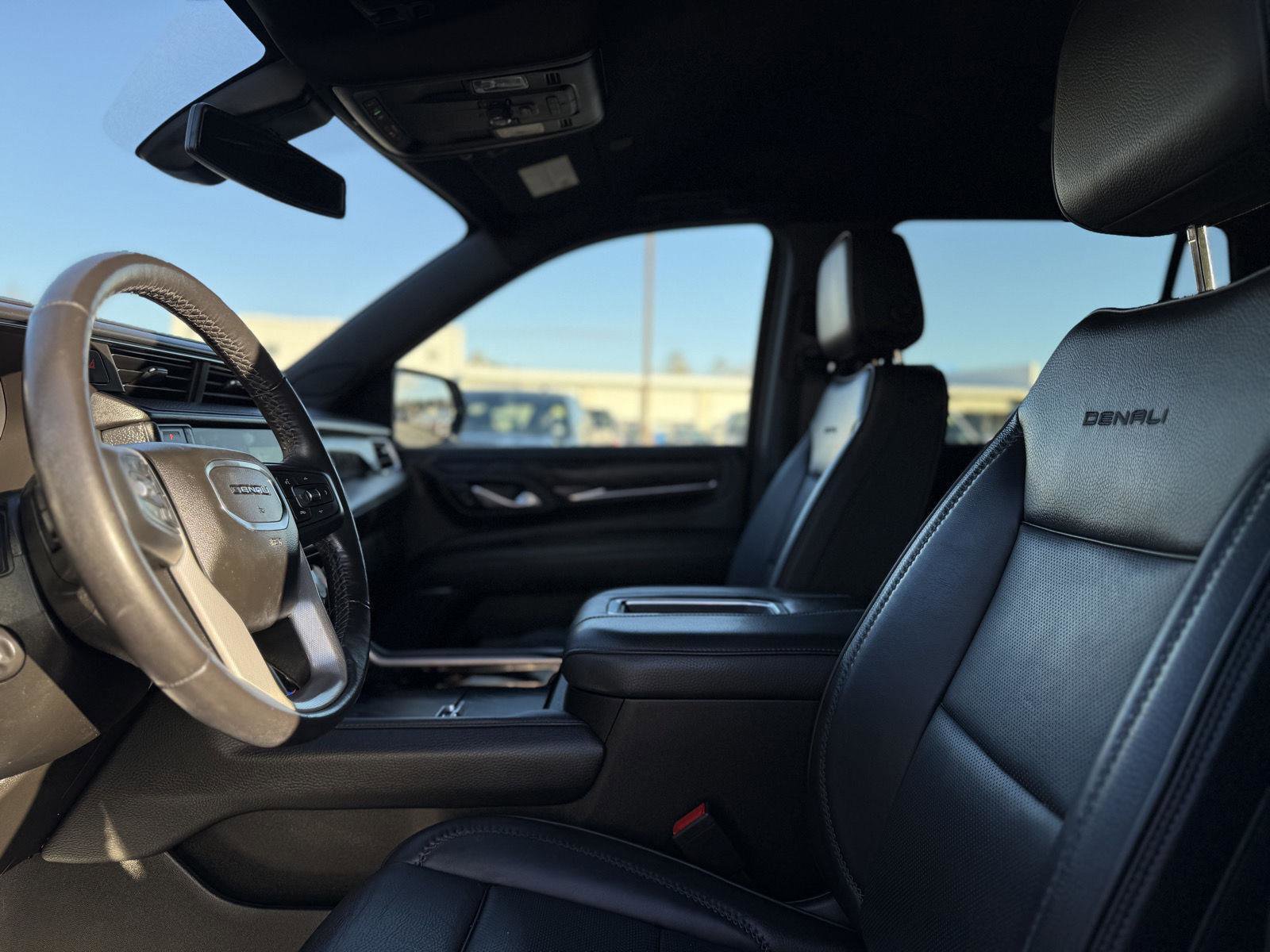 Used 2022 GMC Yukon Denali image 12