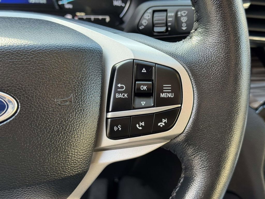 Used 2024 Ford Explorer Limited image 11