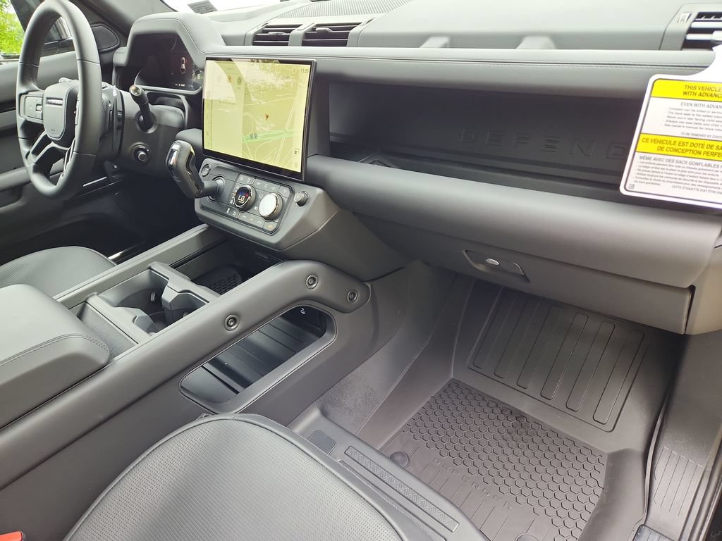 New 2026 Land Rover Defender 110 OCTA AWD/4WD image 26