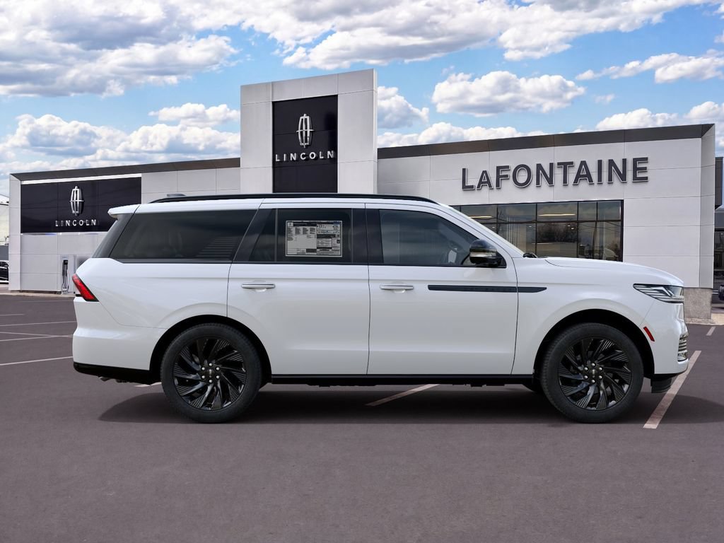 New 2027 Lincoln Navigator Reserve w/ Jet Appearance Package AWD/4WD image 5