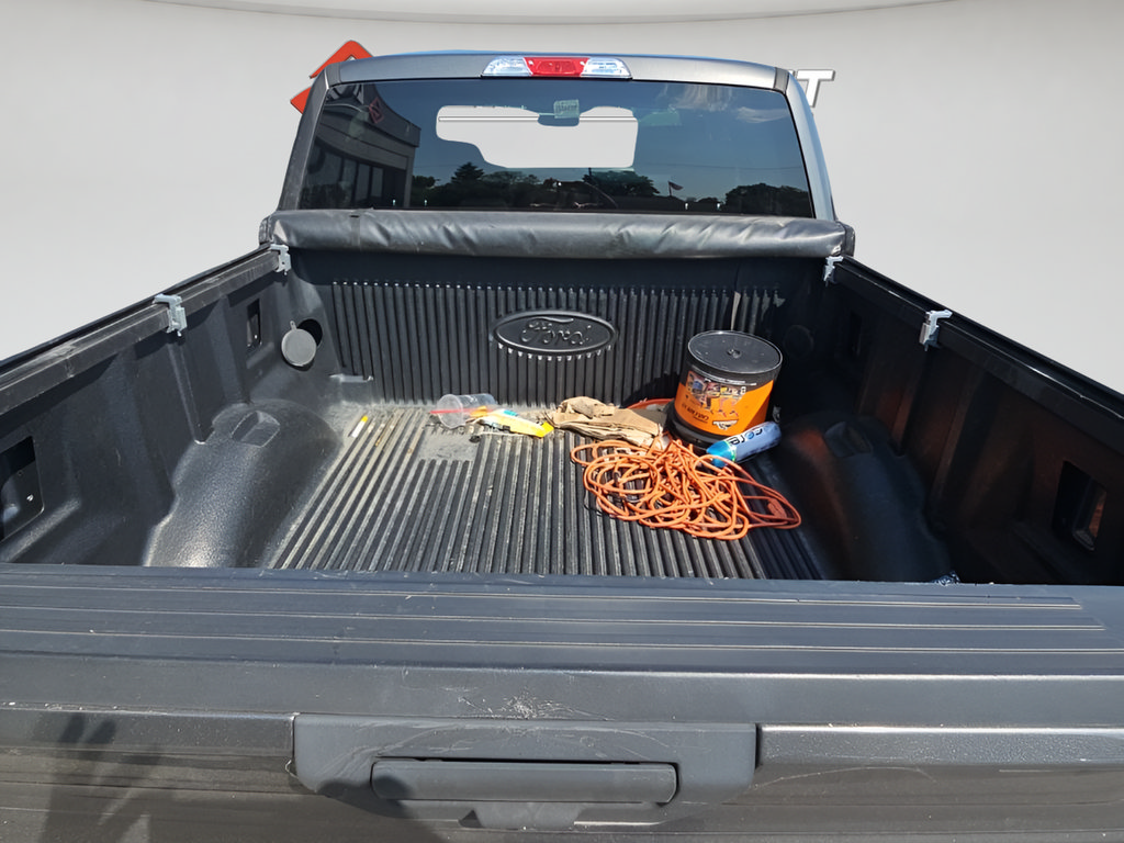 Used 2018 Ford F150 XL w/ Equipment Group 101A Mid AWD/4WD image 6