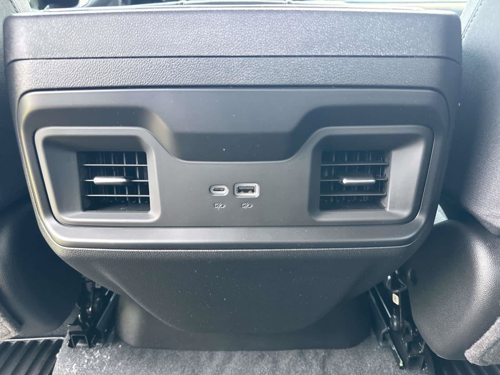 New 2026 Chevrolet Silverado 3500 LT AWD/4WD image 9