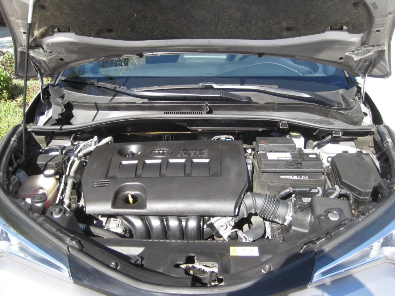 Used 2019 Toyota C-HR LE image 13