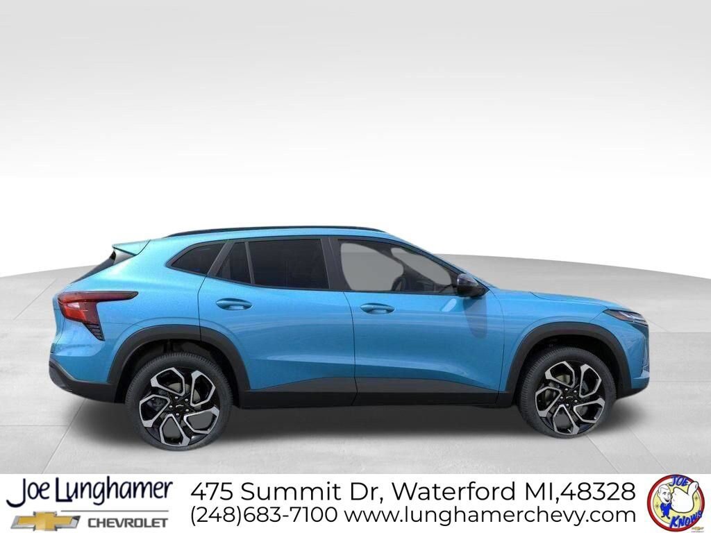 New 2026 Chevrolet Trax RS w/ Driver Confidence Package FWD image 5
