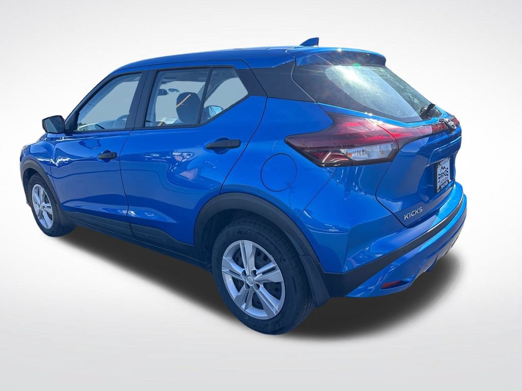 Used 2024 Nissan Kicks S FWD image 3