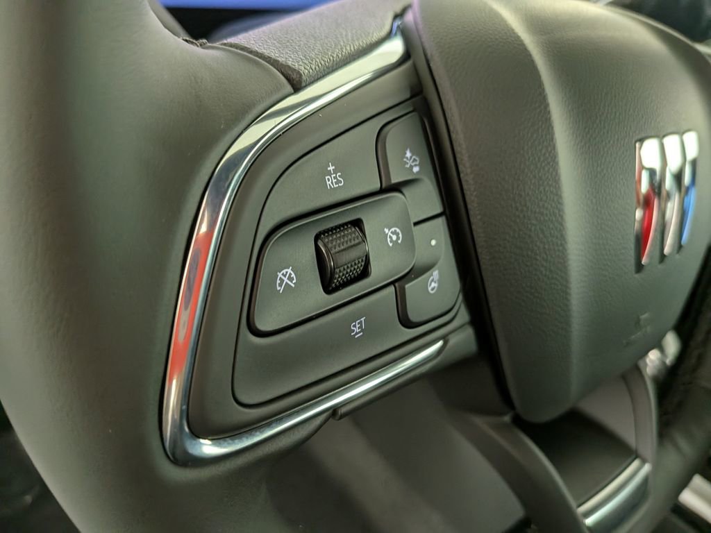 New 2026 Buick Envista Avenir image 21