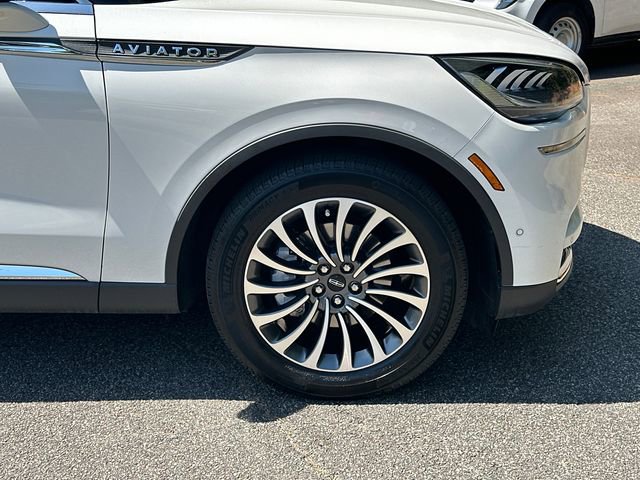 Used 2023 Lincoln Aviator Reserve w/ Equipment Group 201A RWD image 15