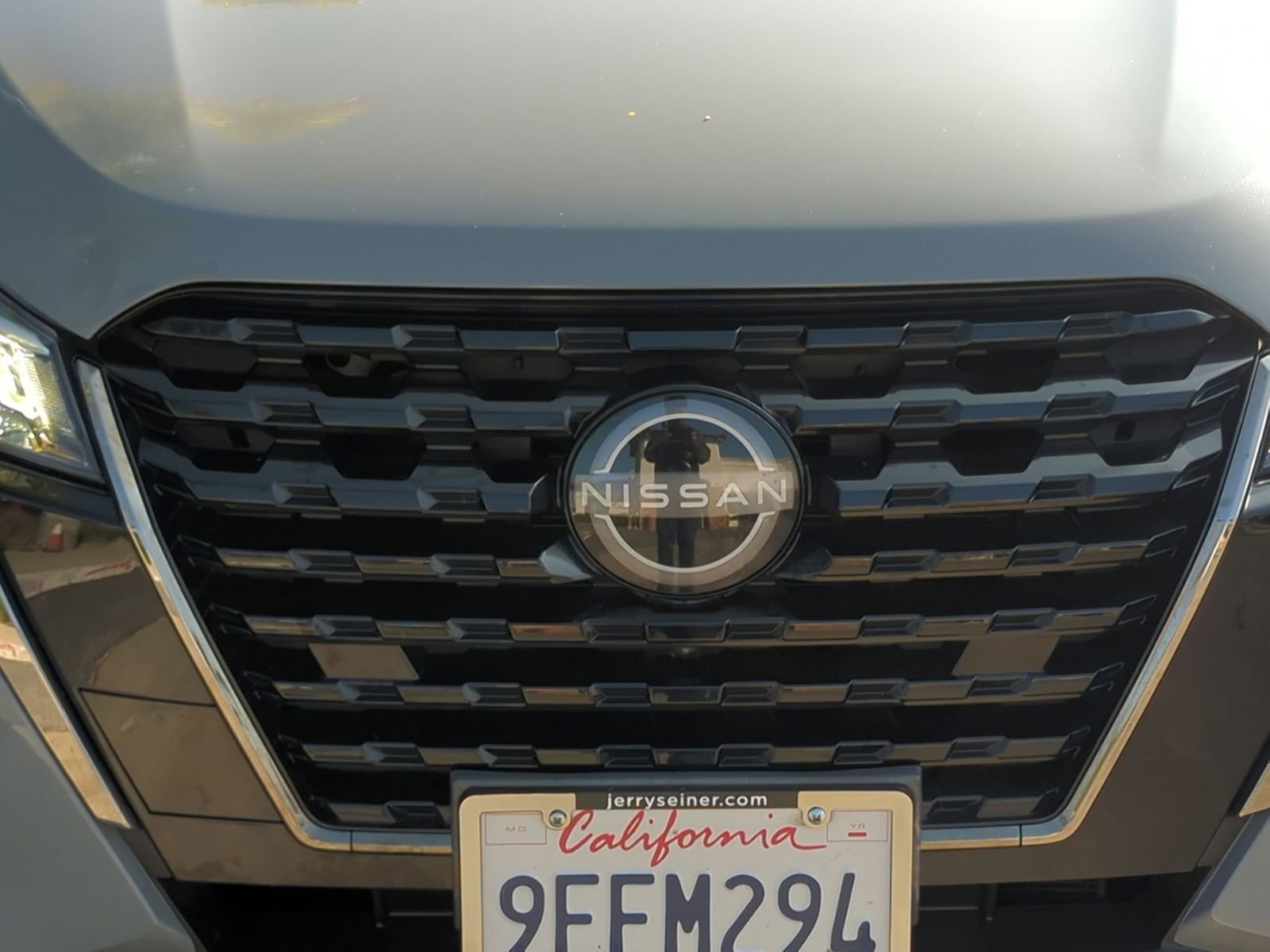 Used 2023 Nissan Kicks SR w/ SR Premium Package image 9