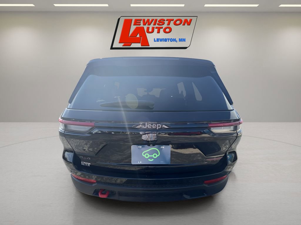 Used 2022 Jeep Grand Cherokee Trailhawk image 32