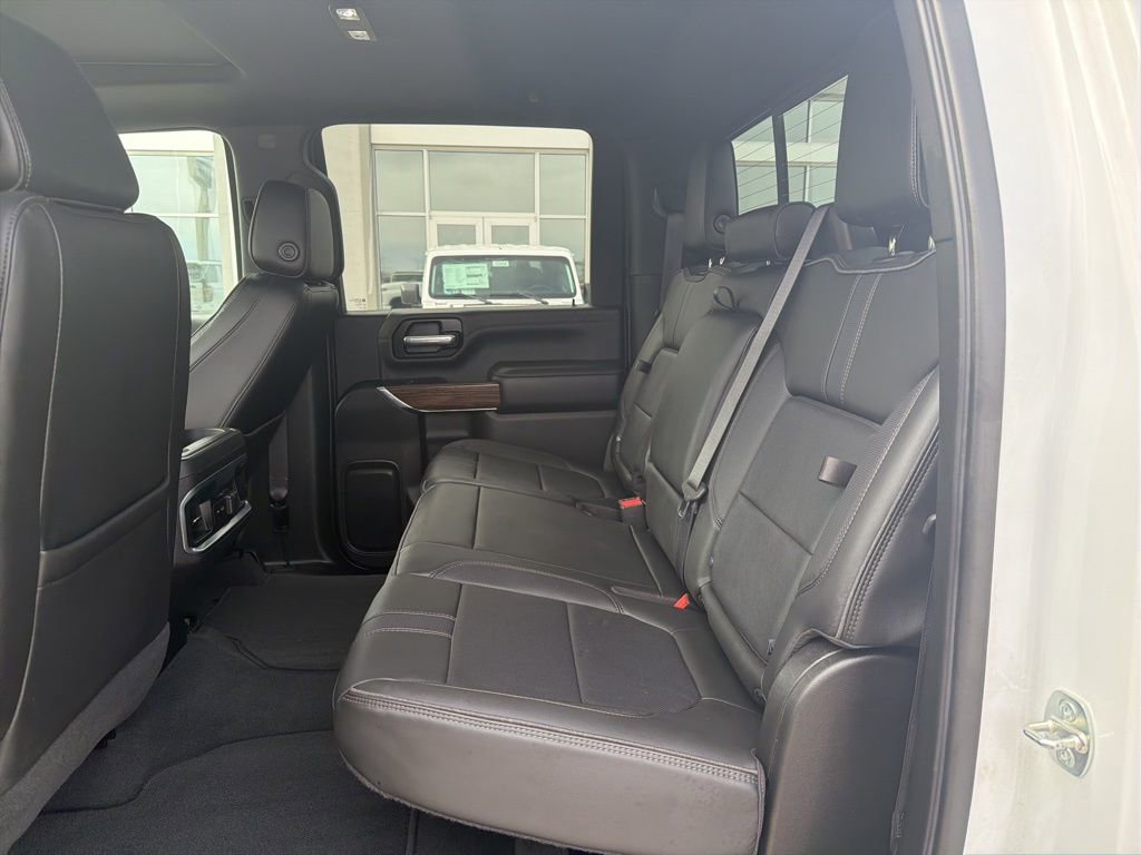 Used 2022 Chevrolet Silverado 3500 High Country AWD/4WD image 9