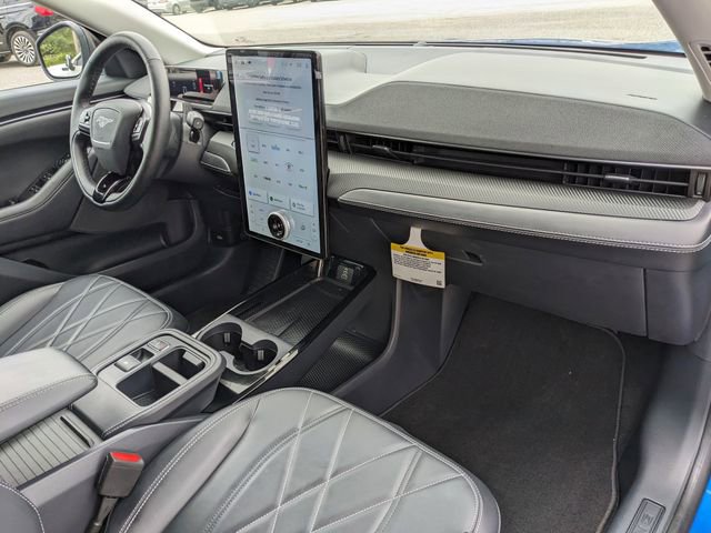 Used 2025 Ford Mustang Mach-E Select w/ Interior Protection Package RWD image 12