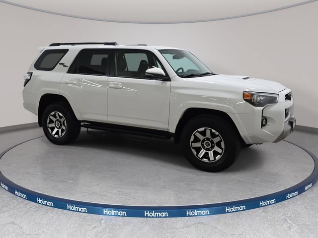 Certified 2023 Toyota 4Runner TRD Off-Road Premium w/ Moonroof Package AWD/4WD image 3
