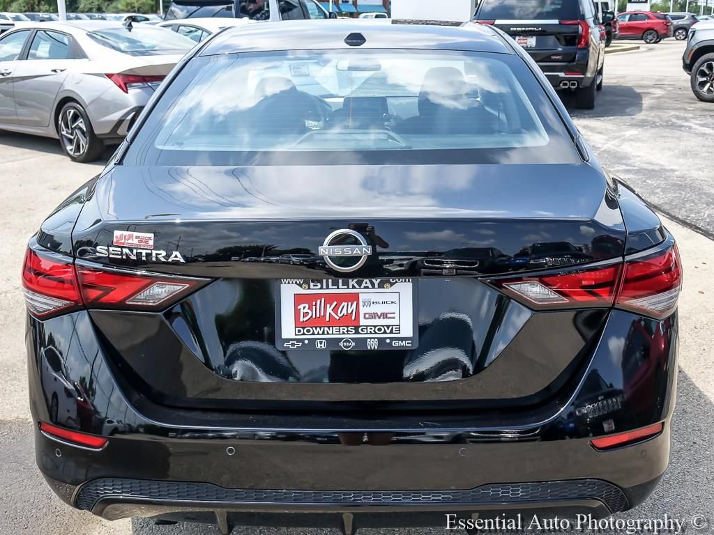 Used 2025 Nissan Sentra SV FWD image 7