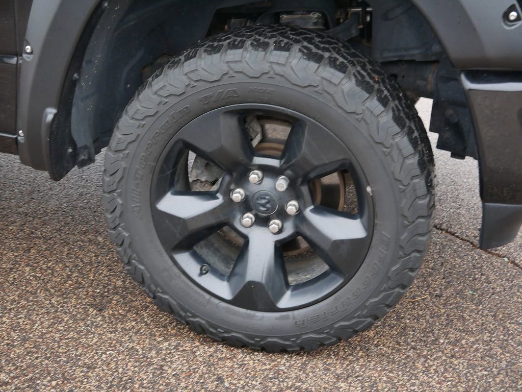 Used 2019 RAM 1500 Sport w/ Black Appearance Package image 49