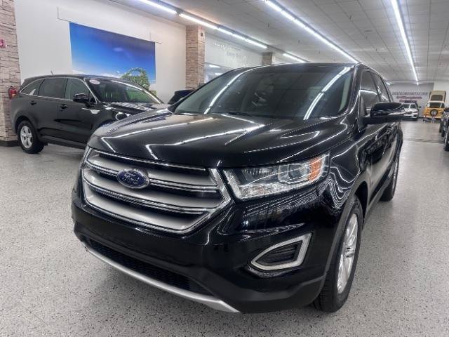 Used 2017 Ford Edge SEL w/ Equipment Group 201A AWD/4WD image 2