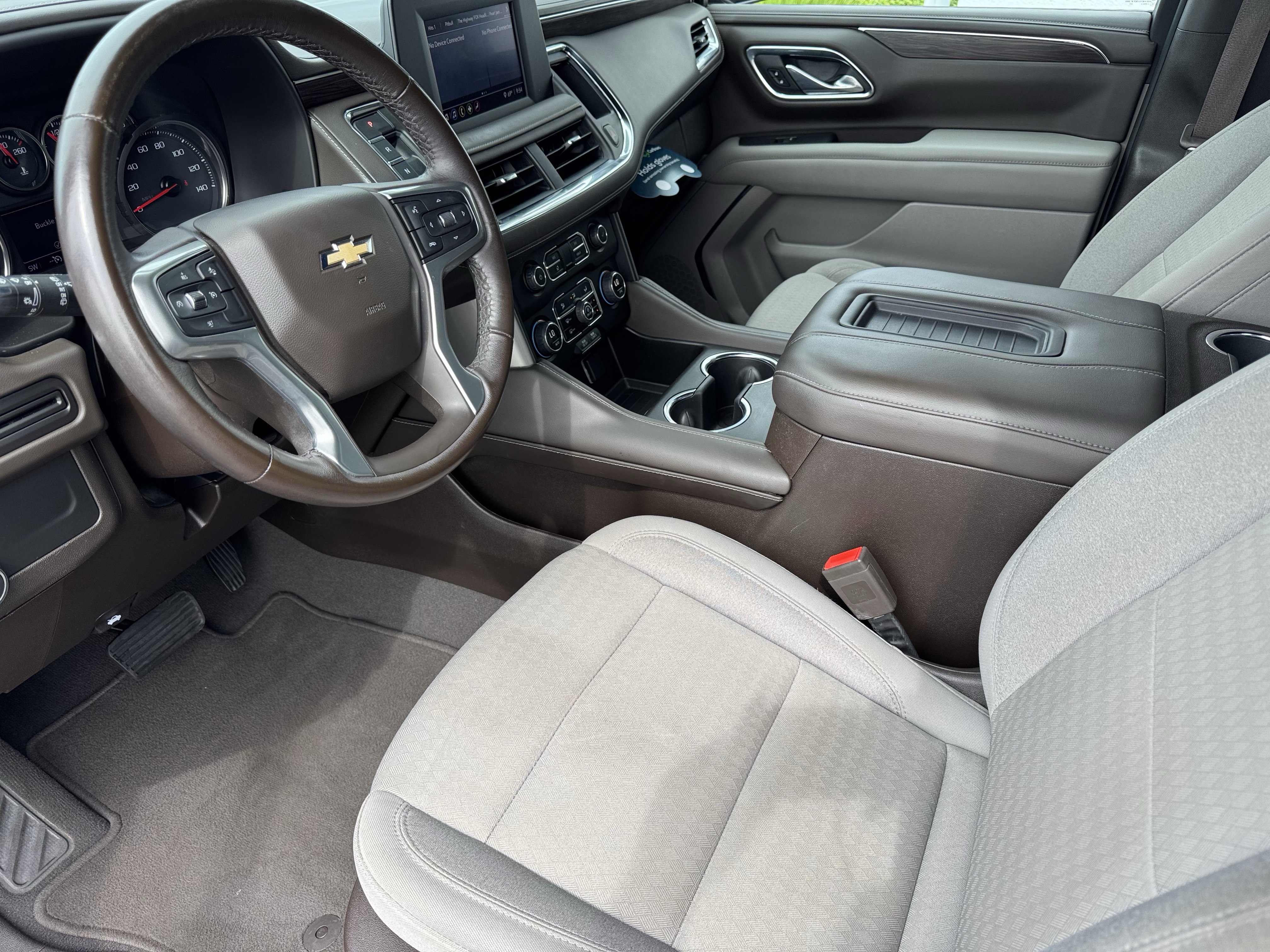 Used 2023 Chevrolet Suburban LS w/ Driver Alert Package AWD/4WD image 9