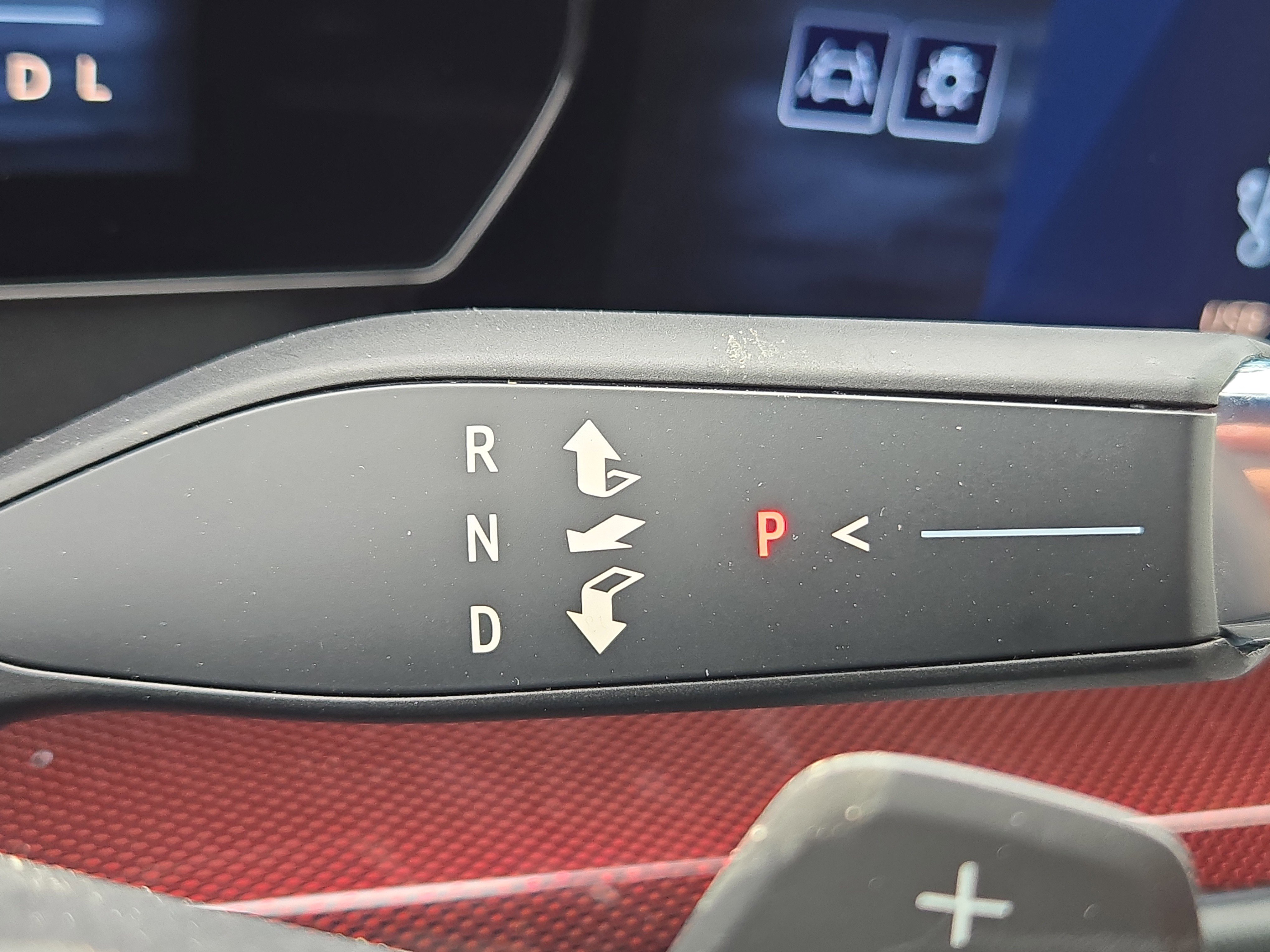 New 2026 Chevrolet Traverse RS w/ LPO, Floor Liner Package image 32